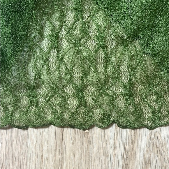 Urban Outfitters Green Sheer Lace Top - Picture 4 of 6